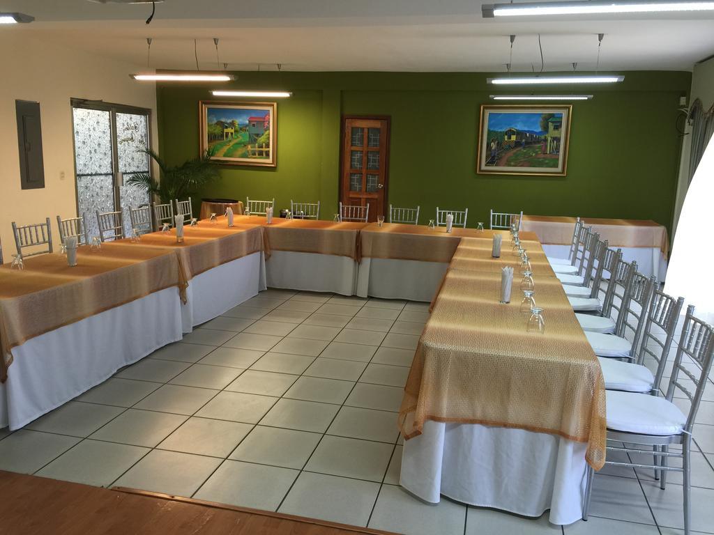 بورتو كورتيس Hotel Costa Azul County Beach المظهر الخارجي الصورة